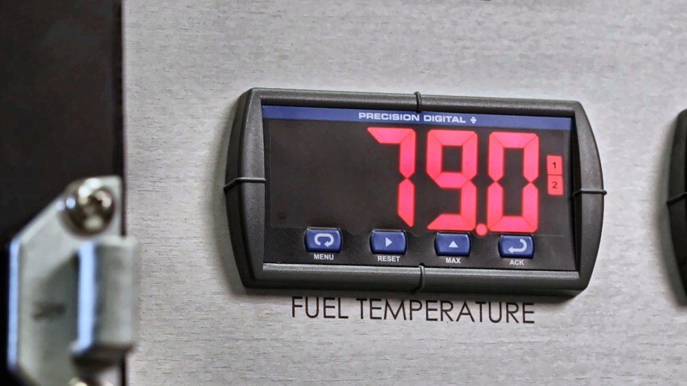 Fuel temperature display on the test stand